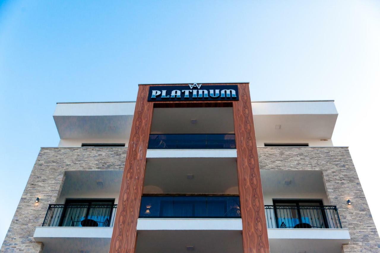 Hotel Platinum Улцин Екстериор снимка