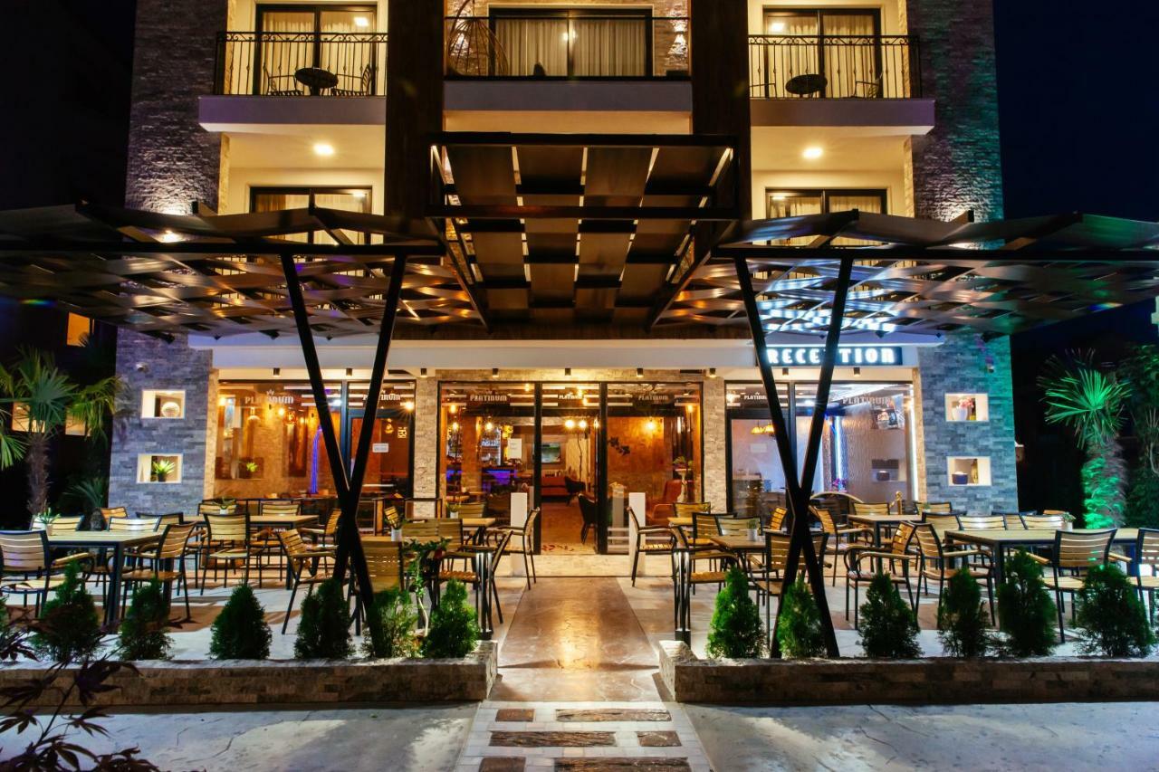 Hotel Platinum Улцин Екстериор снимка