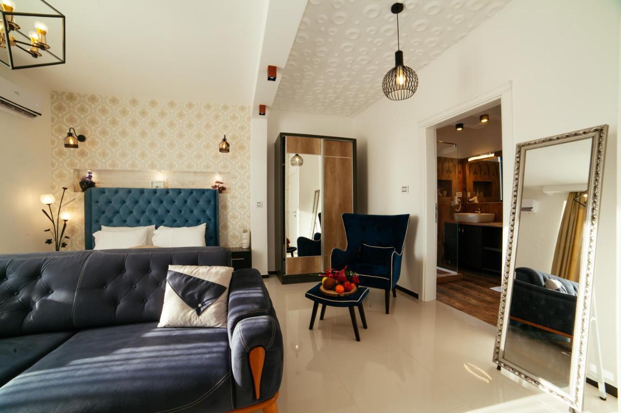 Hotel Platinum Улцин Екстериор снимка